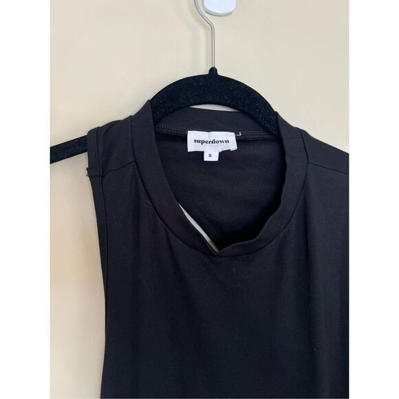 Superdown Margo Open Back Gown in Black - Picture 6 of 7